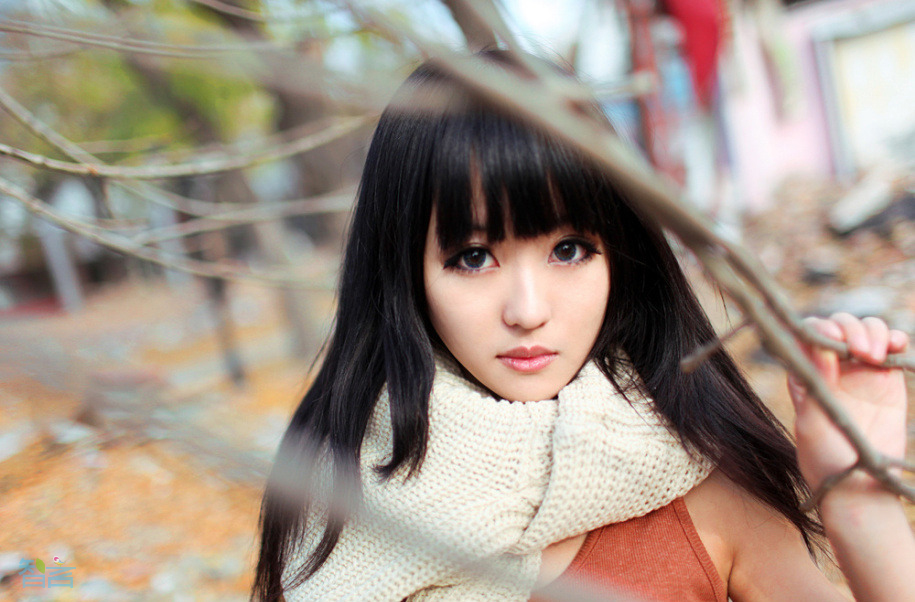 90后清新美女图片之孤独患者